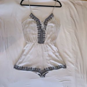 Trixxi white and navy romper